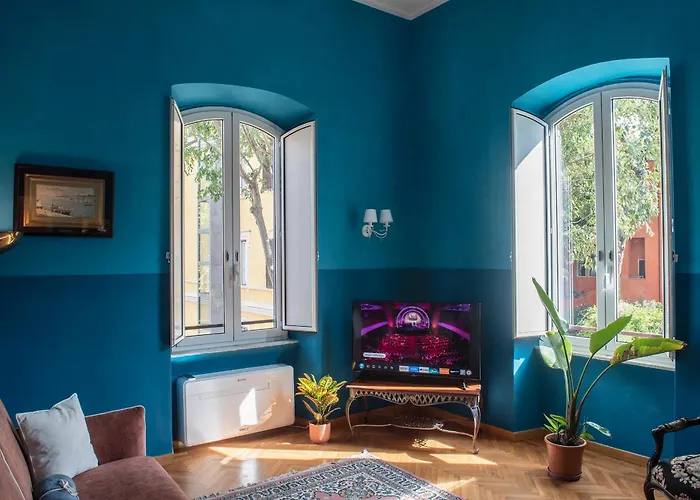 Hébergement de vacances La Bohémien, Nel Quartiere Trieste *